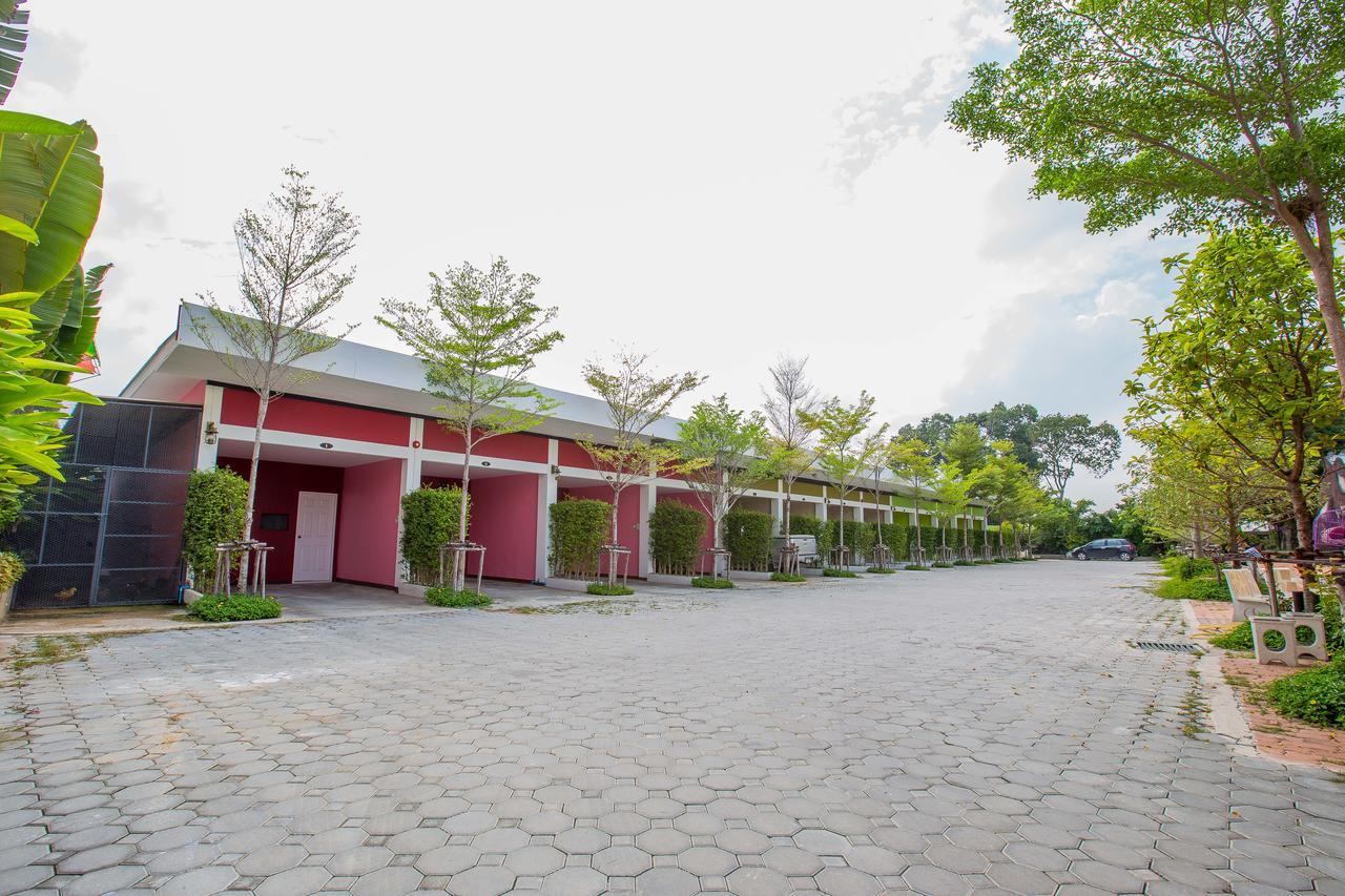 Motel Fruit House Pattaya Bang Lamung Exteriér fotografie